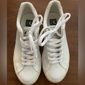 Veja Esplar Leather Extra White size 39 / 8.5